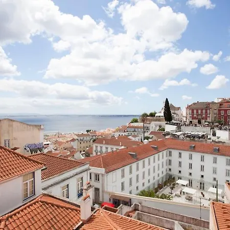 Apartment 'sao Vicente Iii'- Eco-studio, French Balcony&view Lisbon